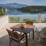 4446b Apartment Lumbarda