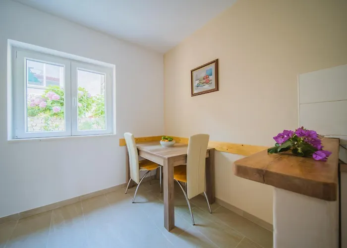 4446b לומבארדה