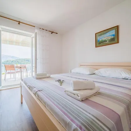 4446b Apartment